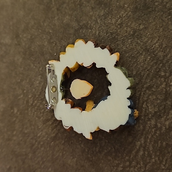 3/$30 Boyd's Bear Fall Autumn Wreath Resin Brooch Pin - Picture 3 of 5